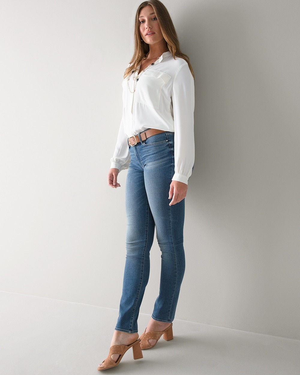 Curvy-Fit Mid-Rise Everyday Soft Denim Slim Jeans