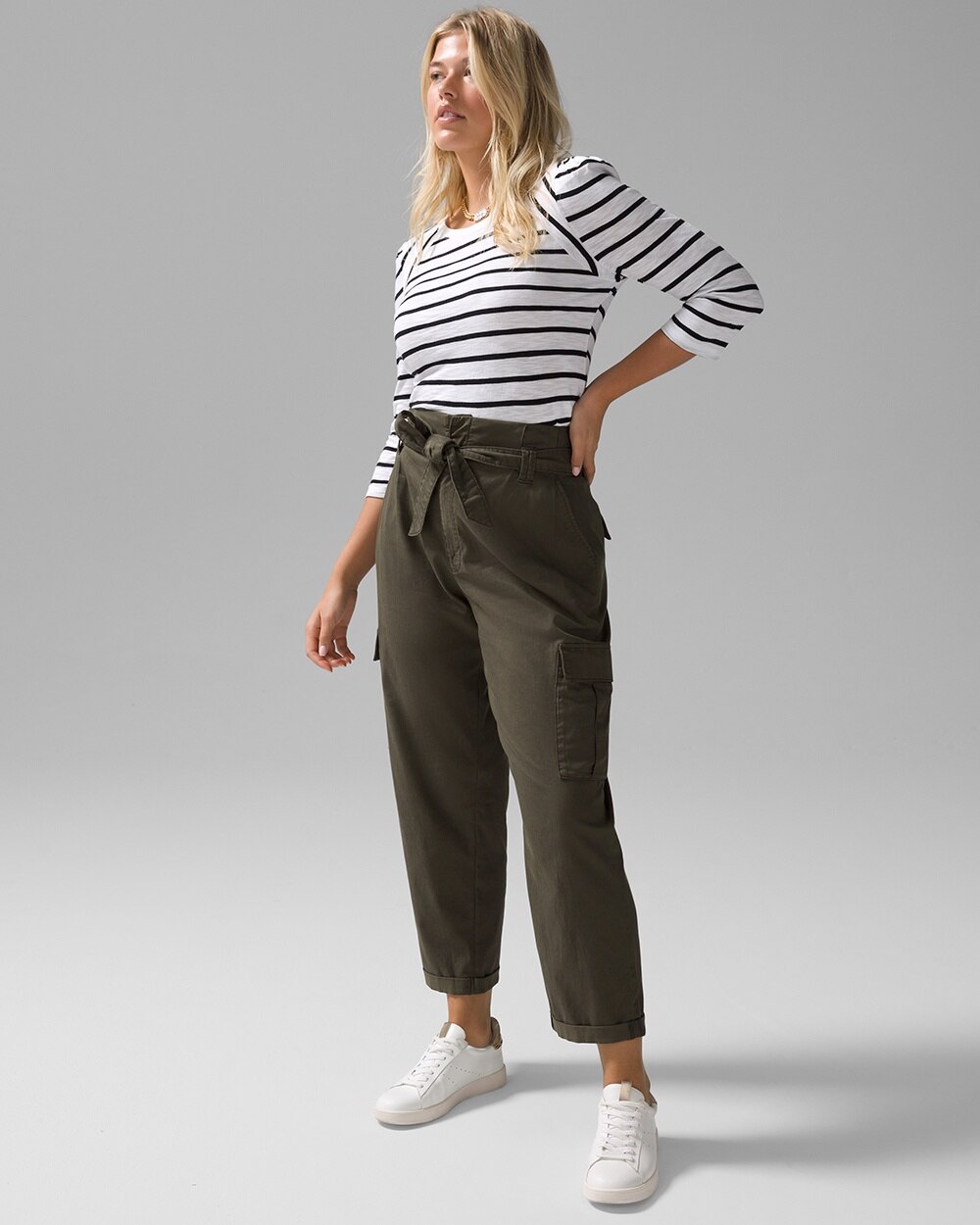 Curvy Extra High-Rise Relaxed Tapered Ankle Pants