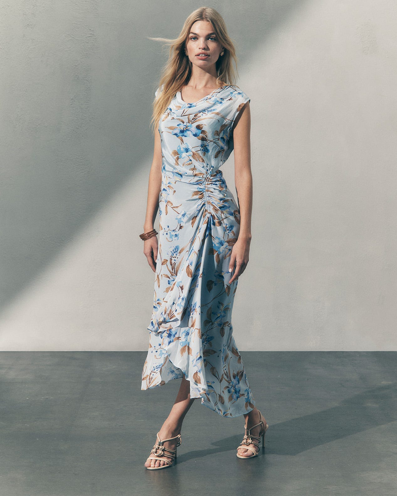 Dress Shop