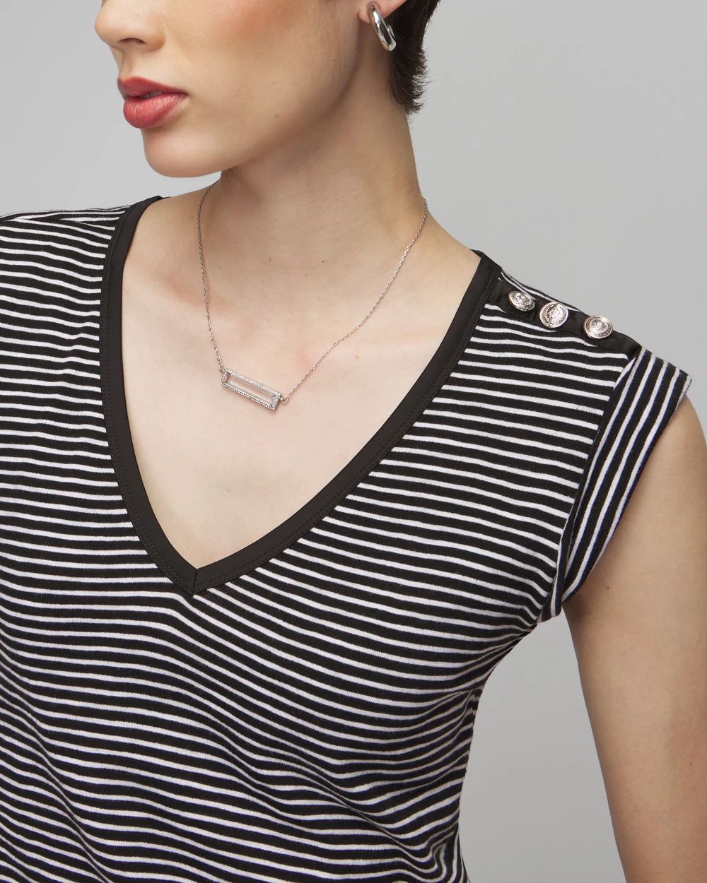 V-Neck Muscle Tee