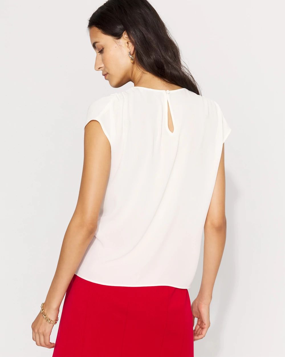 Twist-Neck Keyhole Shell