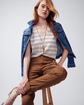 Mid-Rise Pret-A-Pedi Straight Crop Pants click to view larger image.