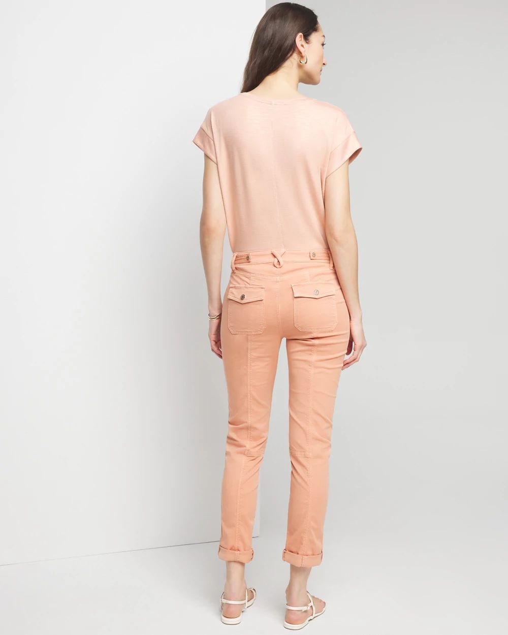 Mid-Rise Pret-A-Pedi Straight Crop Pants