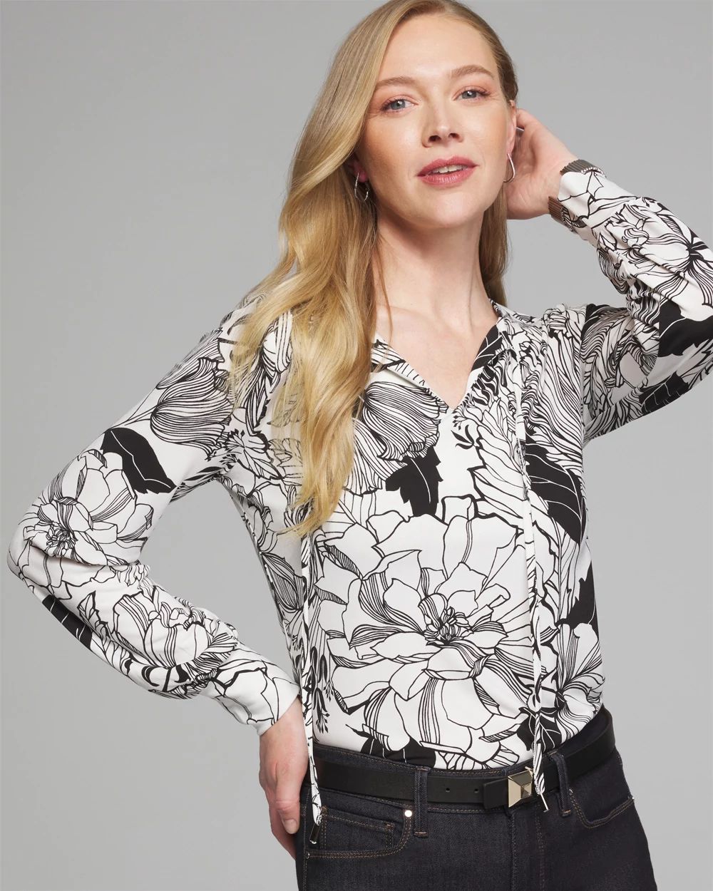 Outlet WHBM Notch Neck Top