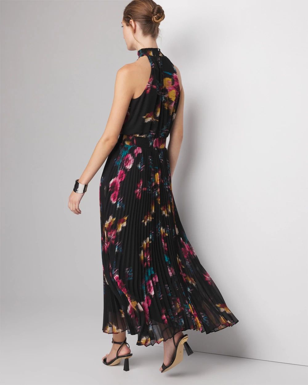 Petite Sleeveless Pleated Halter Midi Dress