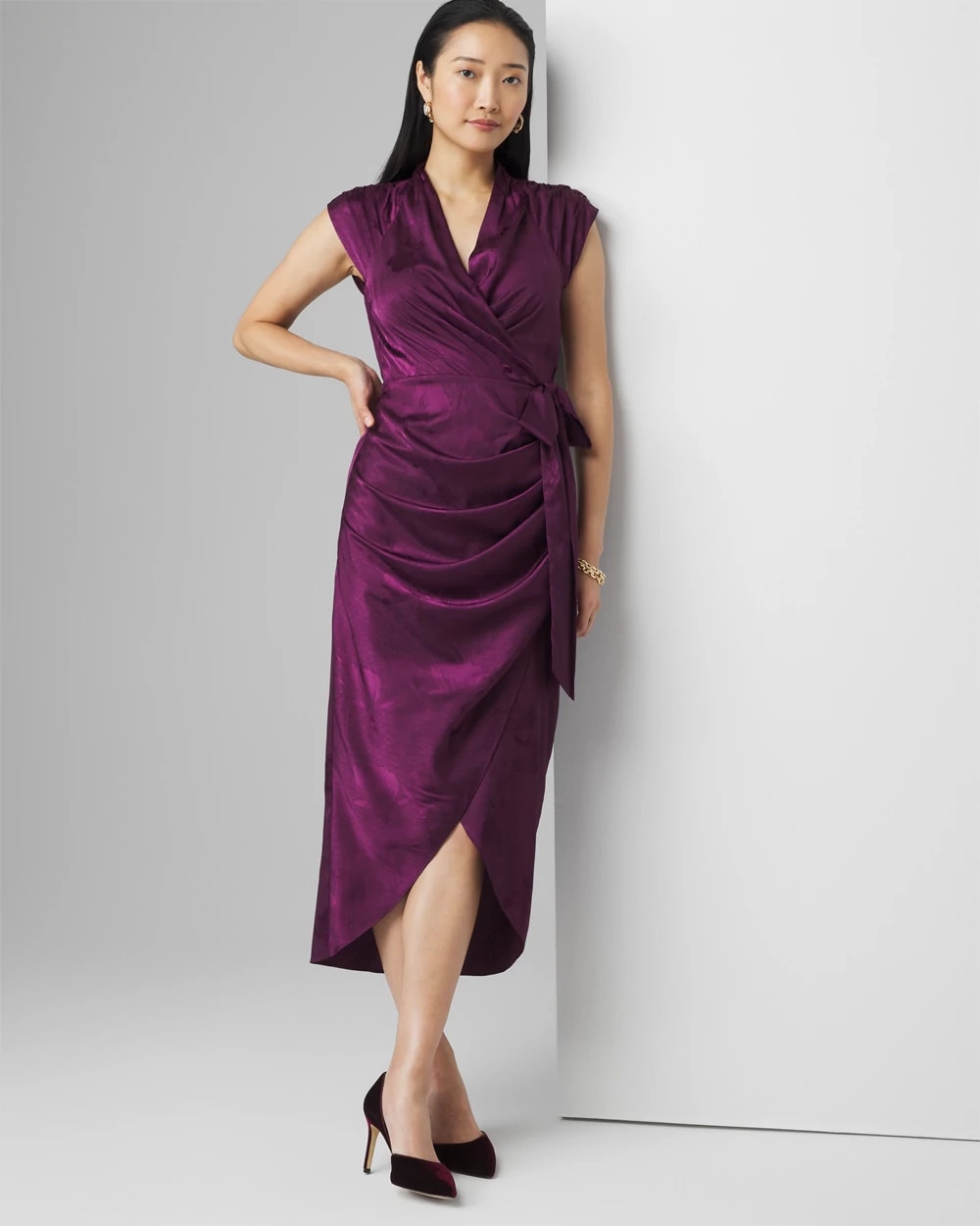 drape midi dress boohoo Women's Crepe Asym Neck Drape Midi Dress in Sage