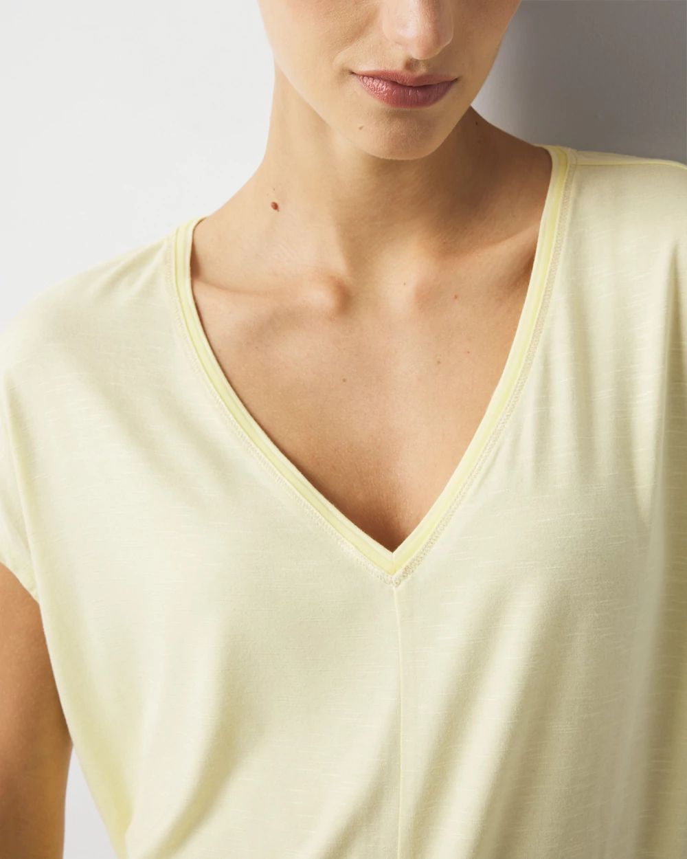 Jetsetter Tee