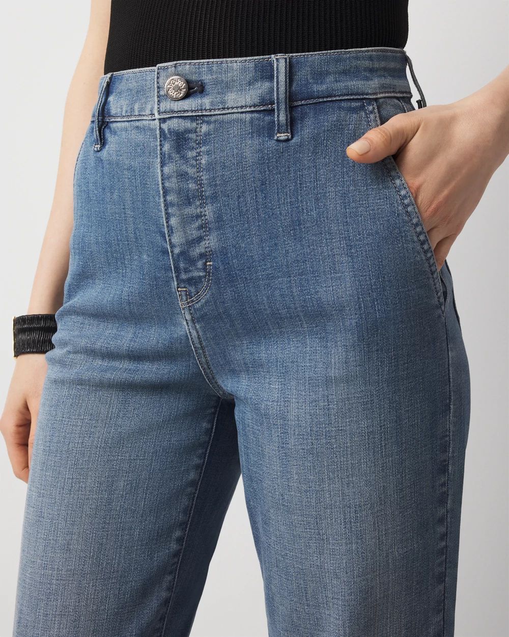 Petite Extra High-Rise Cuffed Relaxed Straight Jean