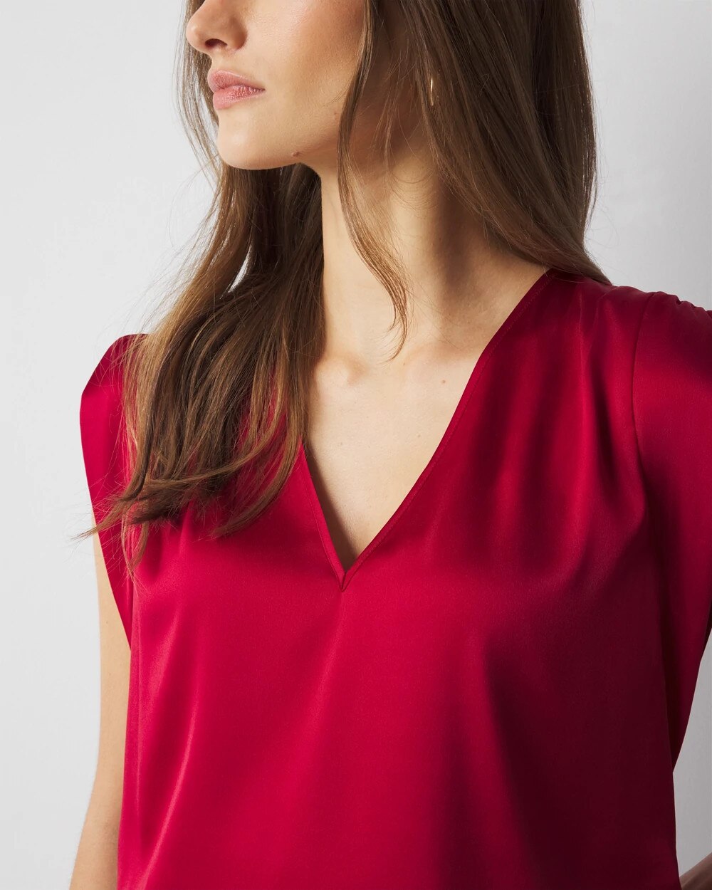 V-neck Ruched Shoulder Shell Top - image 3