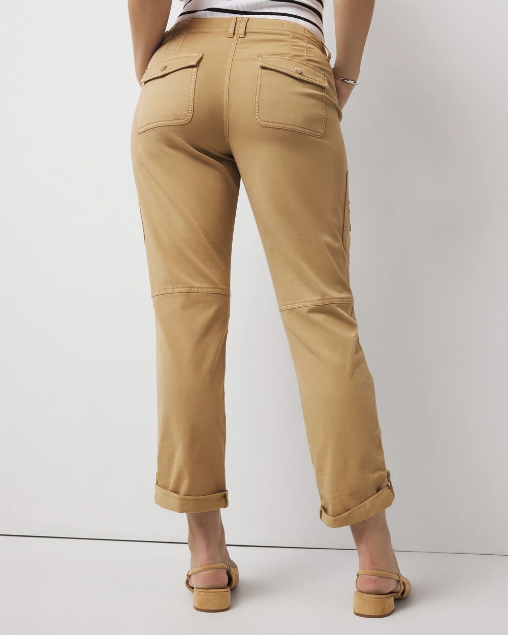 Curvy Mid-Rise Pret-A-Pedi Straight Cropped Pants