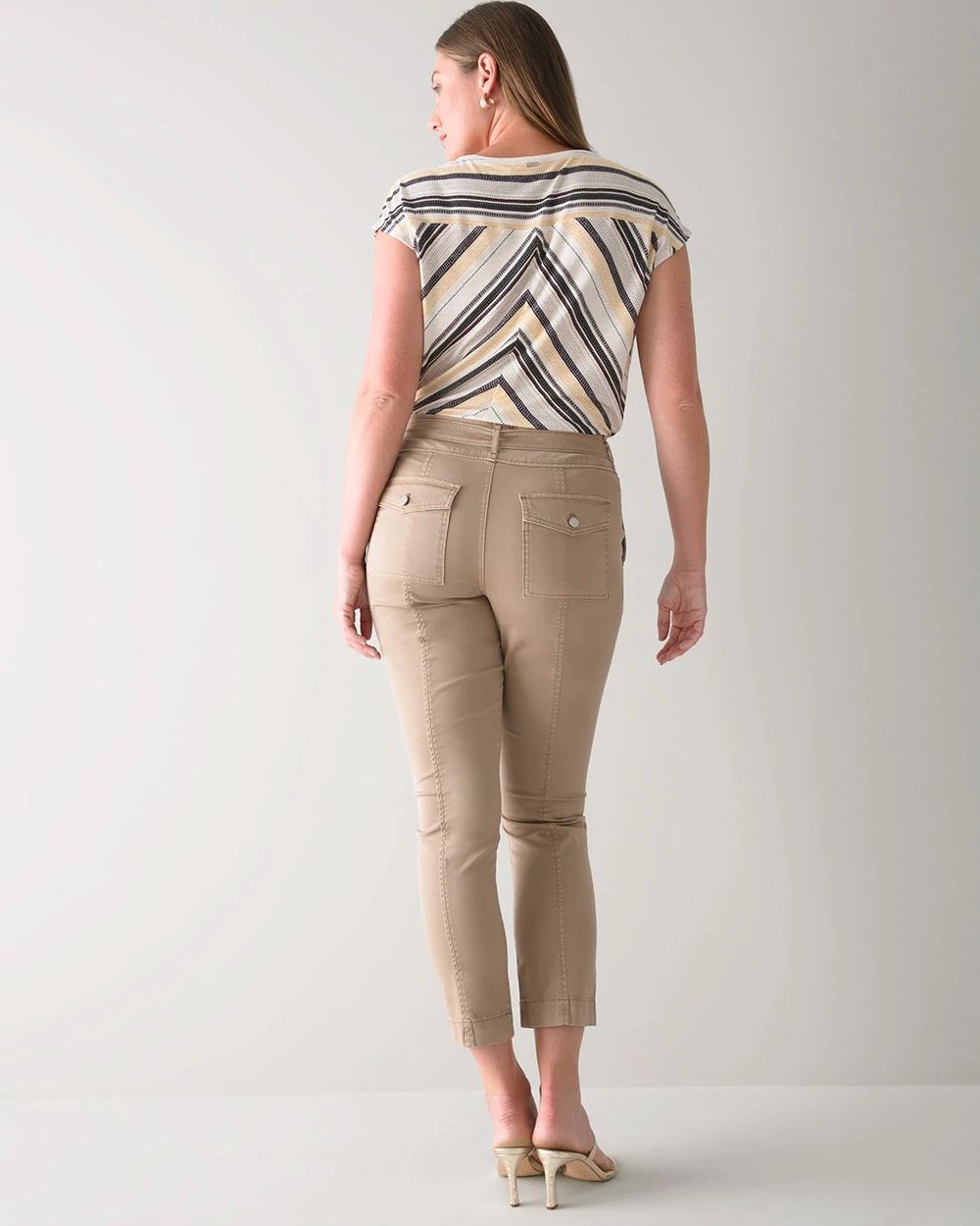 Curvy-Fit Extra High-Rise Button Pocket Slim Jeans