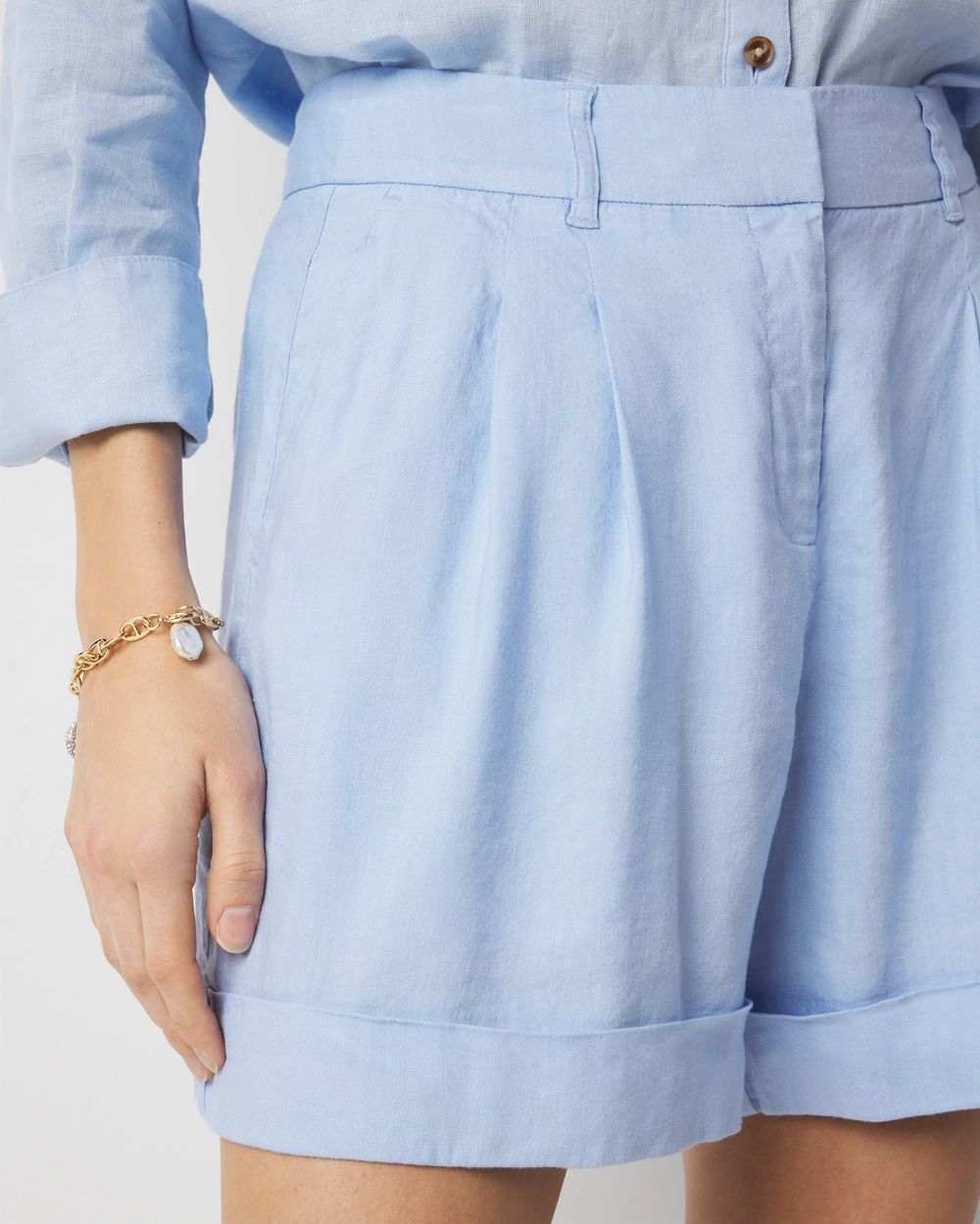 High-Rise Pleated Linen Short