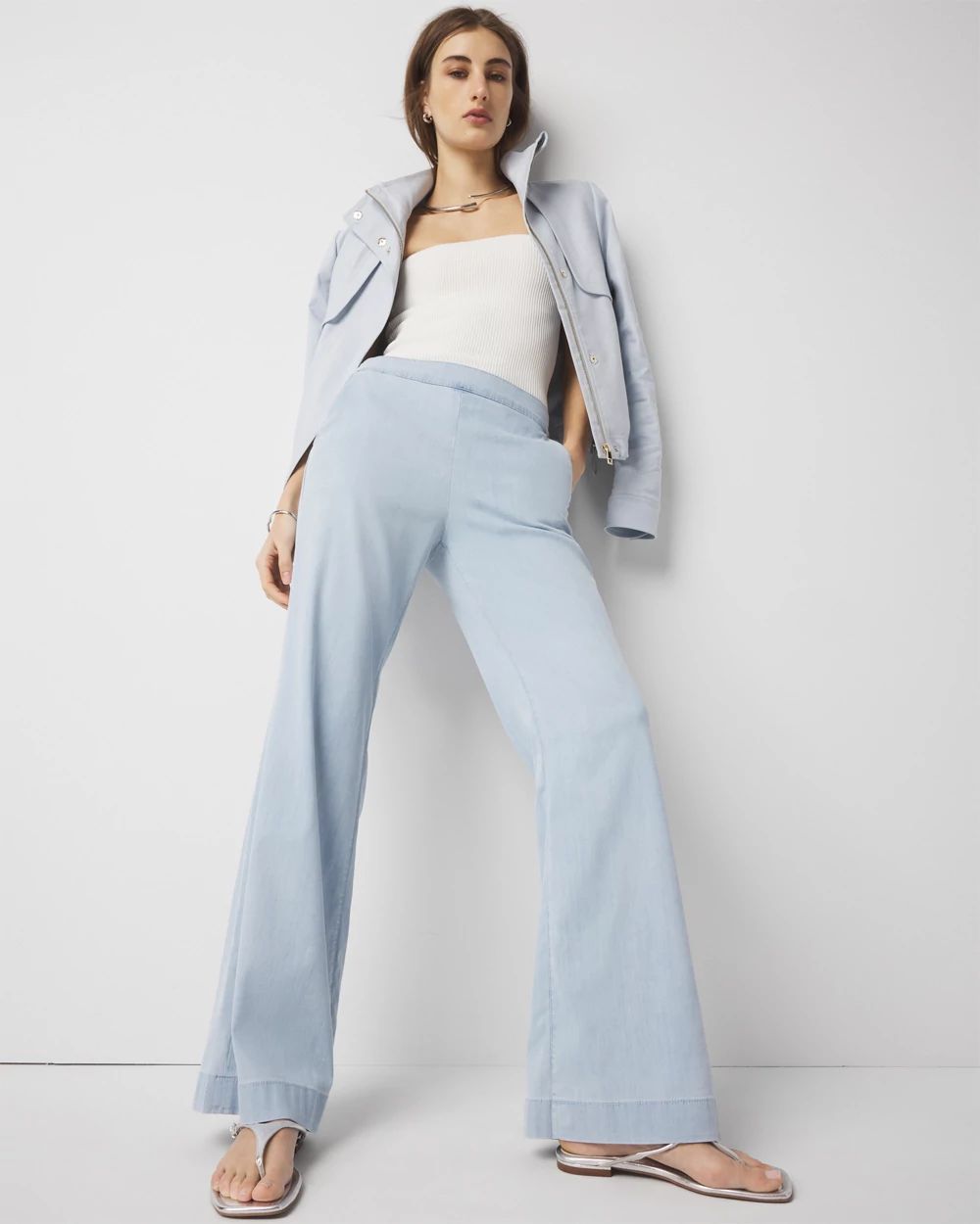High-Rise Pull-On Wide Leg Jean