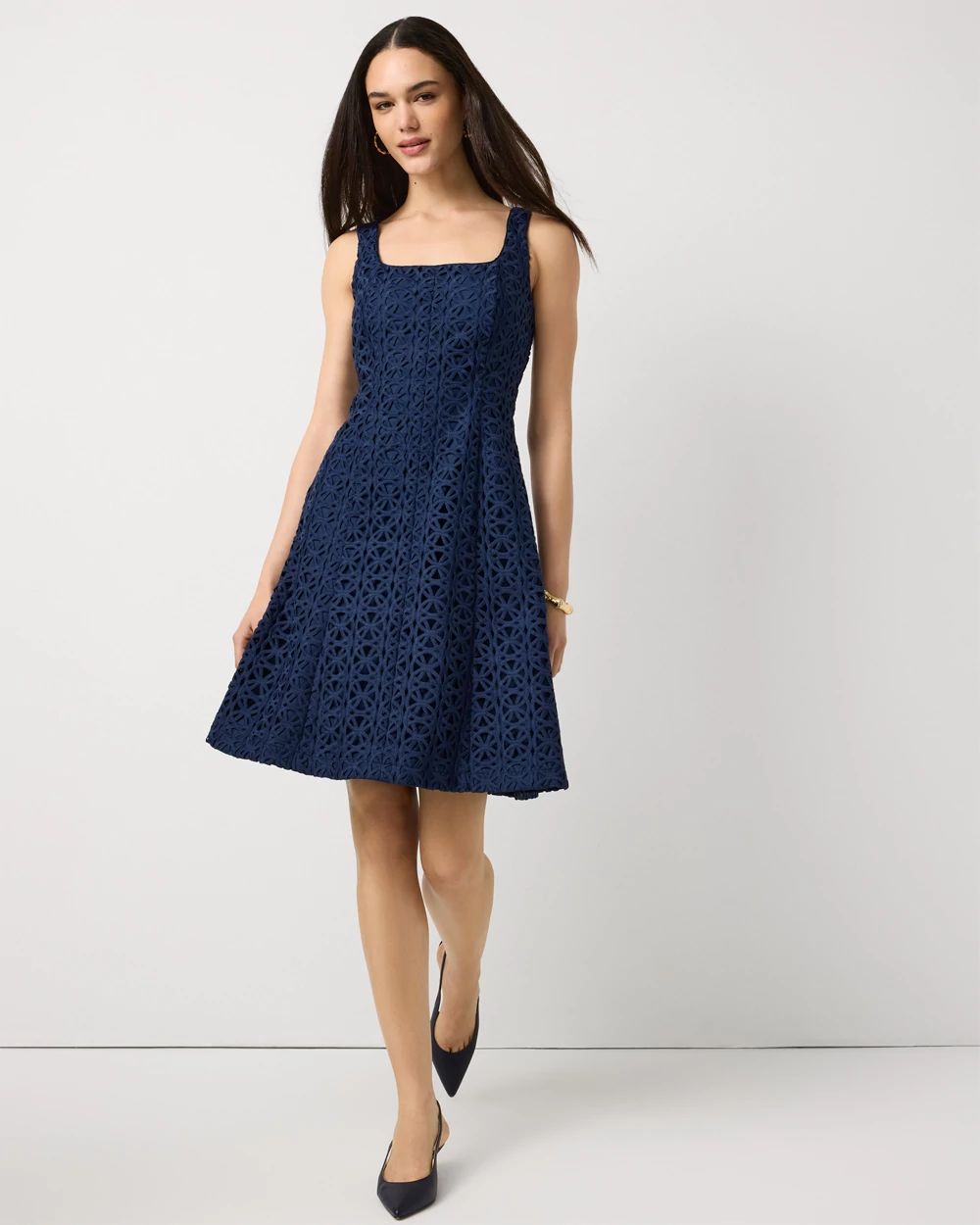 Sleeveless Lace Dress