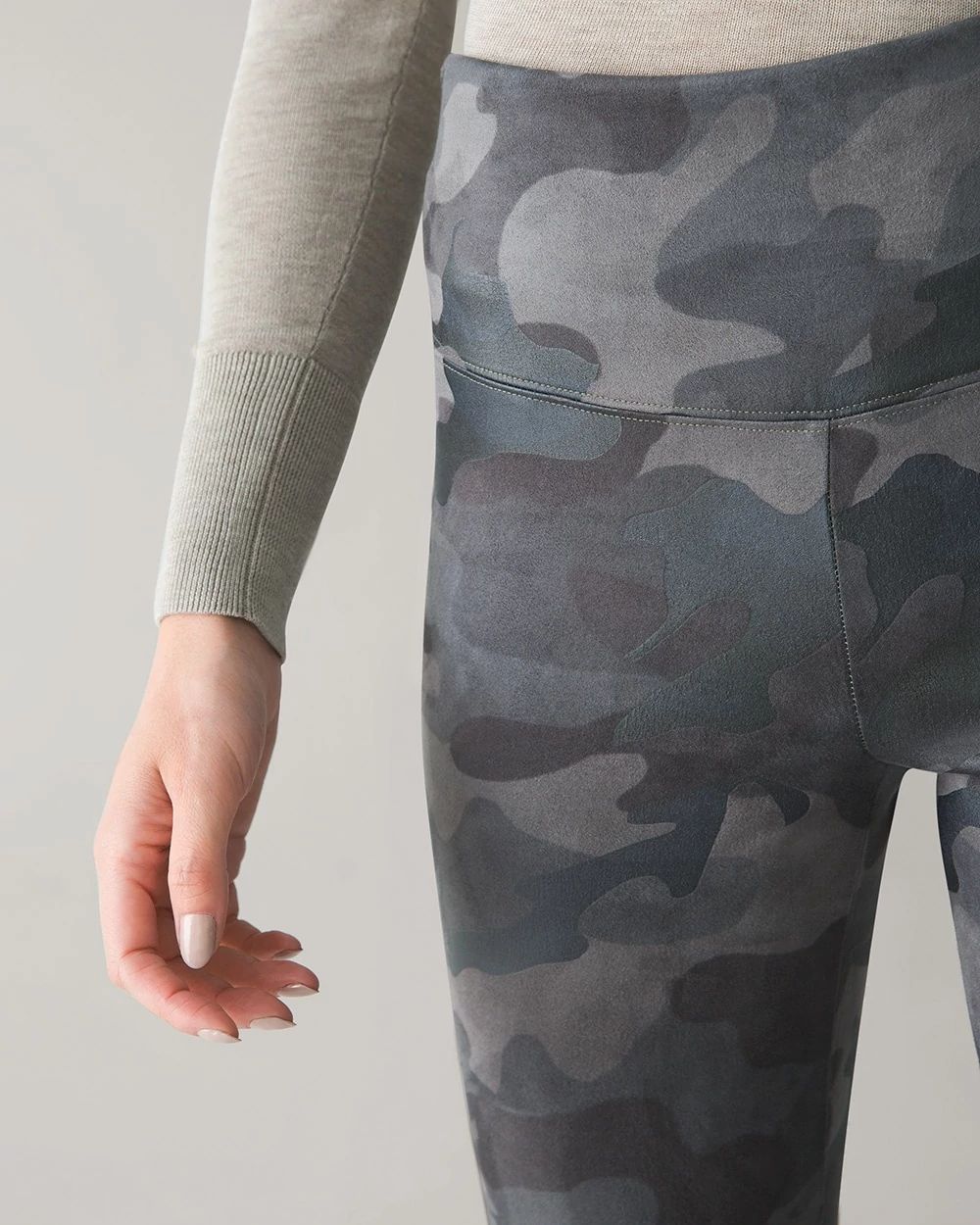 Camo-Print WHBM Runway Leggings