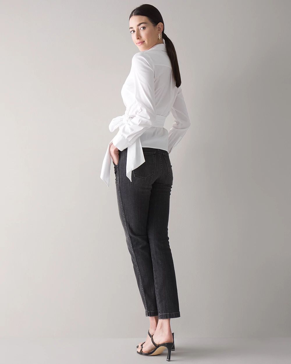 Curvy High-Rise Patch Pocket Straight Crop Jeans