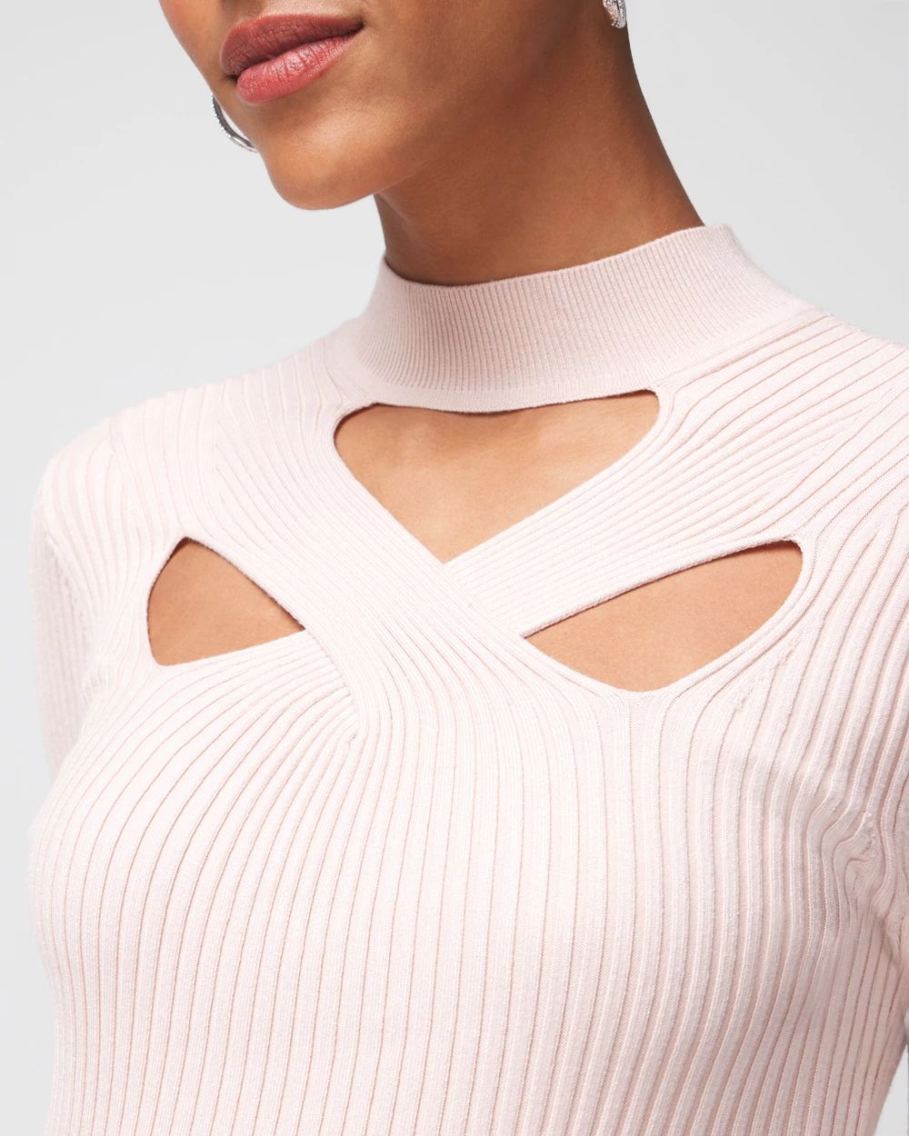 3/4 Sleeve Cutout Mockneck Pullover