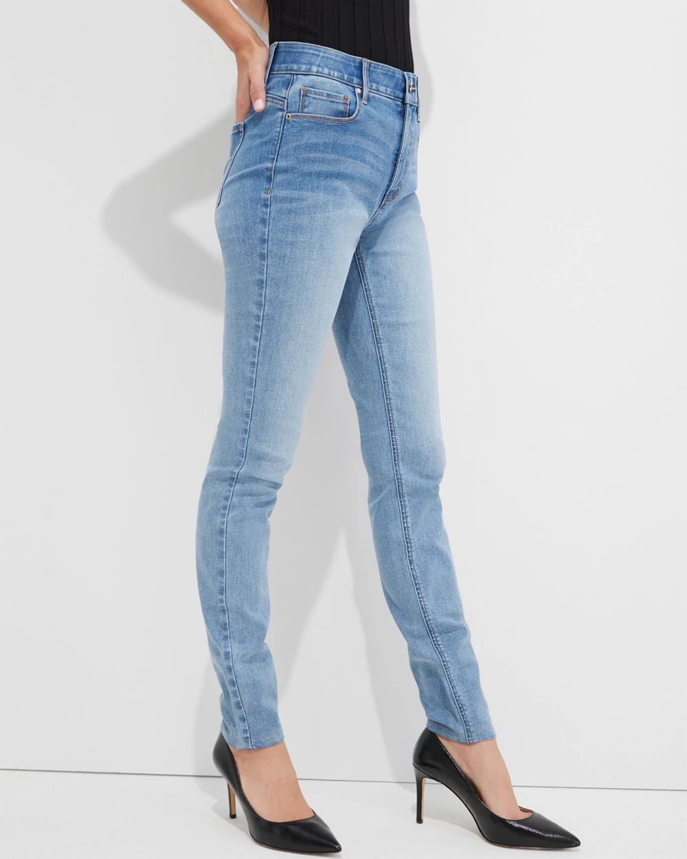 Outlet WHBM High Rise Skinny Jeans click to view larger image.