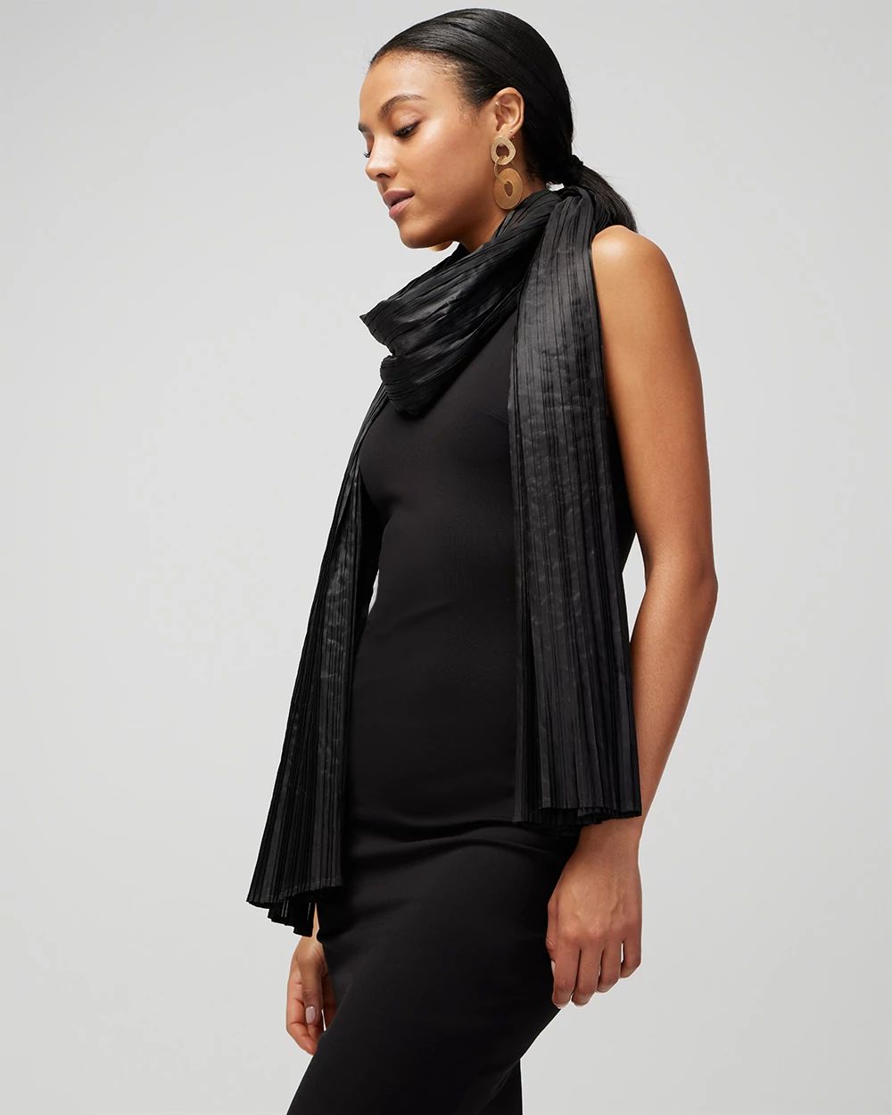 Pleated Sheen Wrap