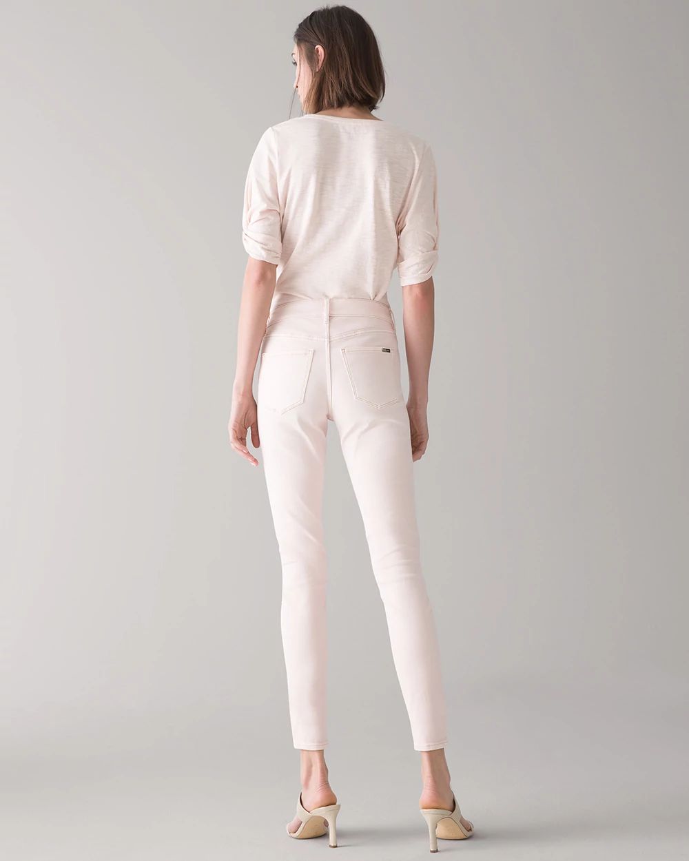 White house black market skinny ankle store