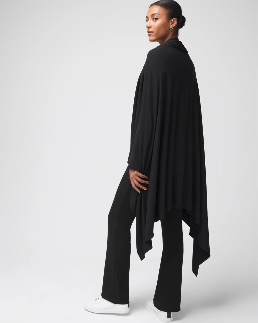 The Passporter™️ Fleece Wrap
