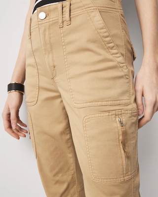 Mid-Rise Pret-A-Pedi Straight Cropped Pants click to view larger image.