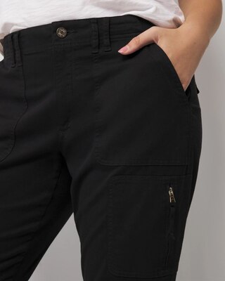 Mid-Rise Pret-A-Pedi Straight Cropped Pants click to view larger image.