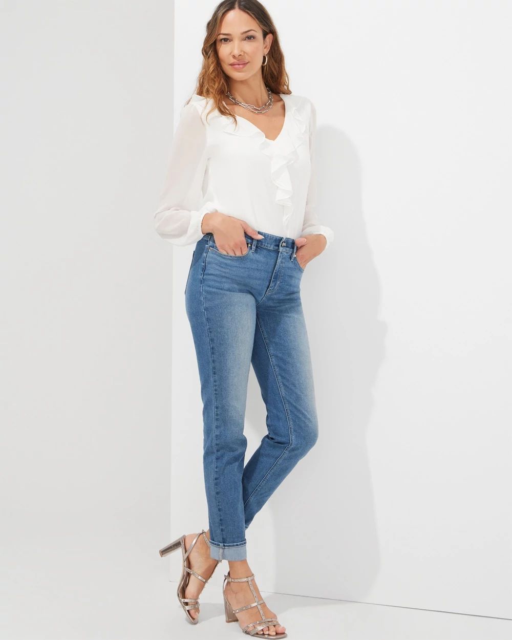 Outlet WHBM Mid Rise Girlfriend Jeans