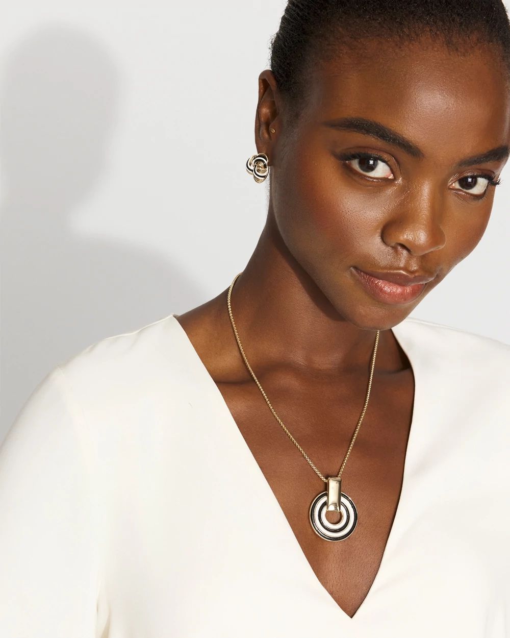 Gold Corded Inlay Pendant Necklace