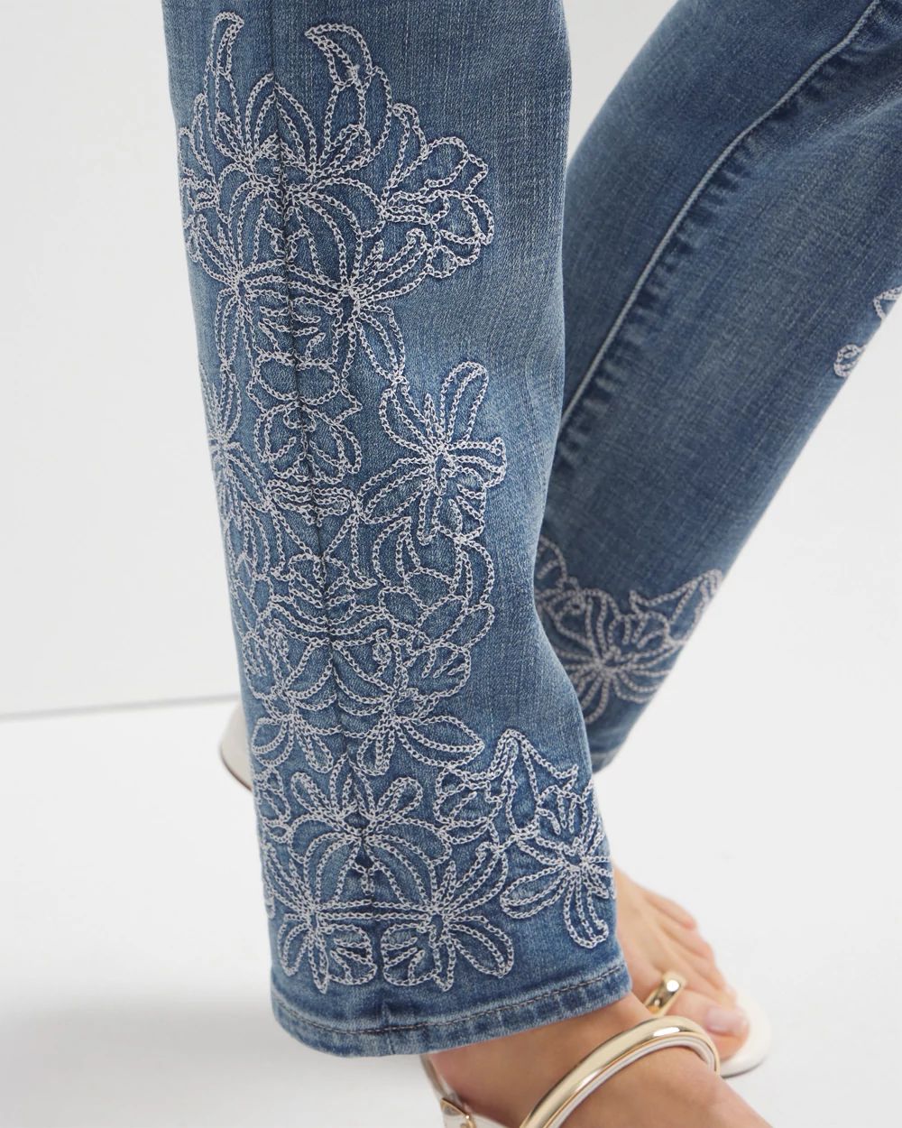 Mid-Rise Everyday Soft Embroidered Girlfriend Jeans