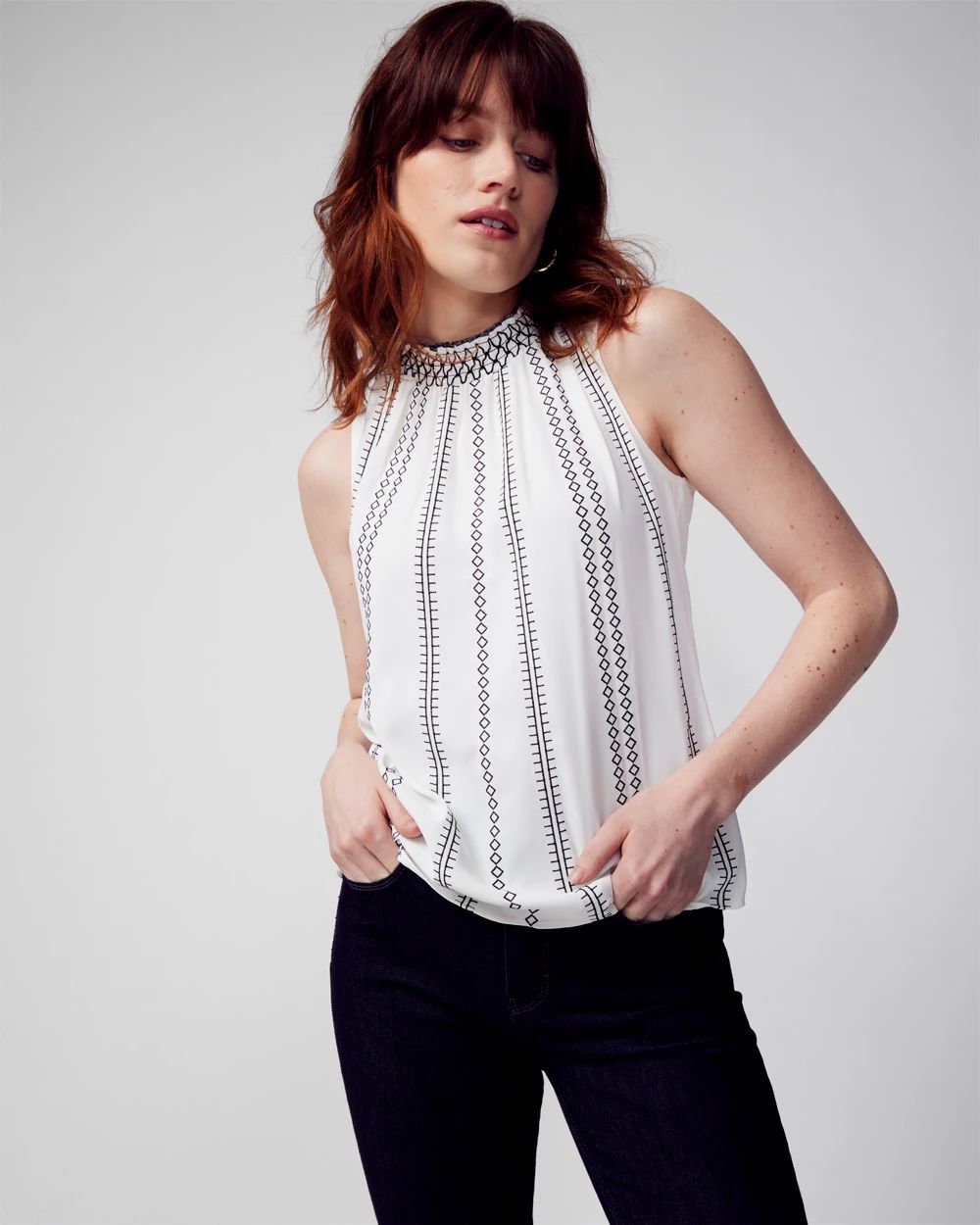 Sleeveless Contrast Stitch Top