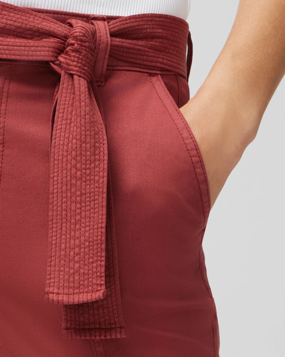 Pret High-Rise Belted Straight Cropped Pant