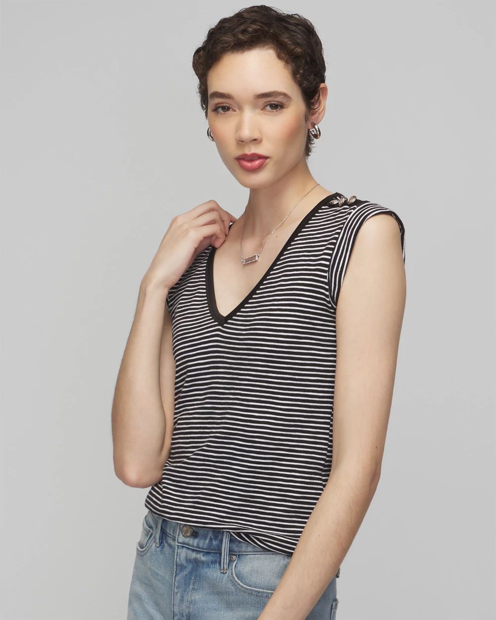 V-Neck Muscle Tee