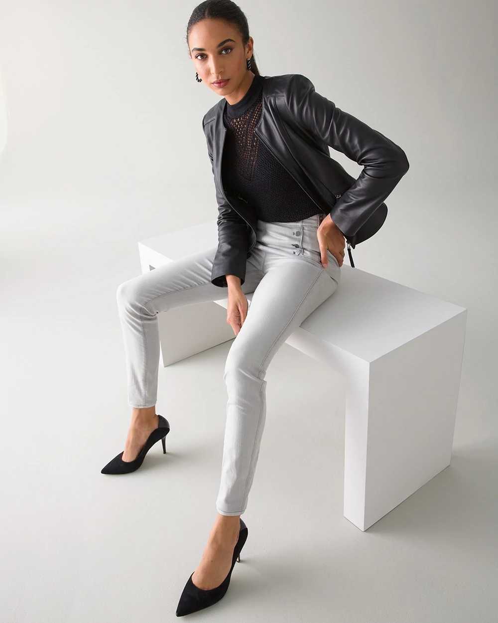 White house black market 2025 skinny jeans