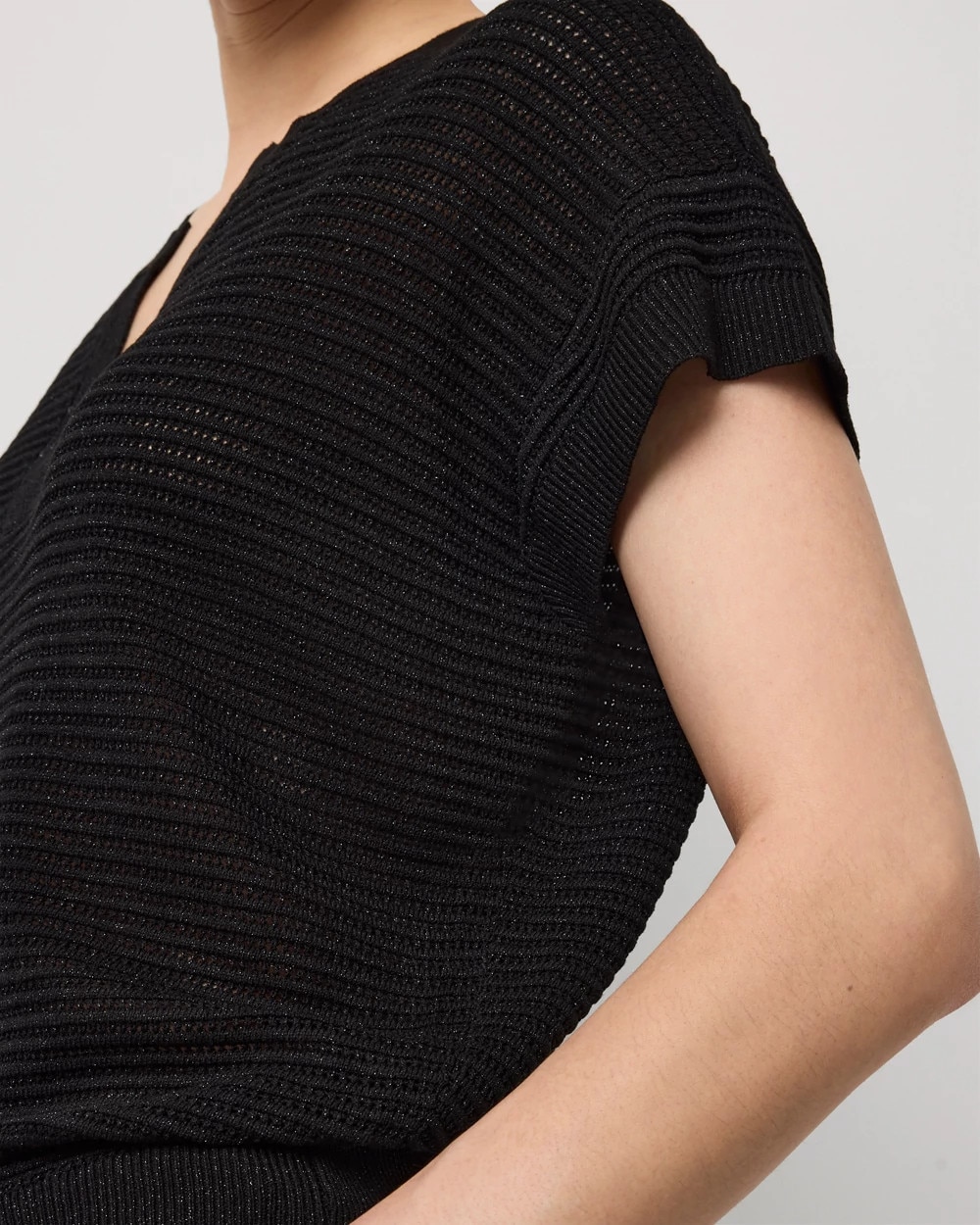 Metallic Stitch Short Sleeve Pullover
