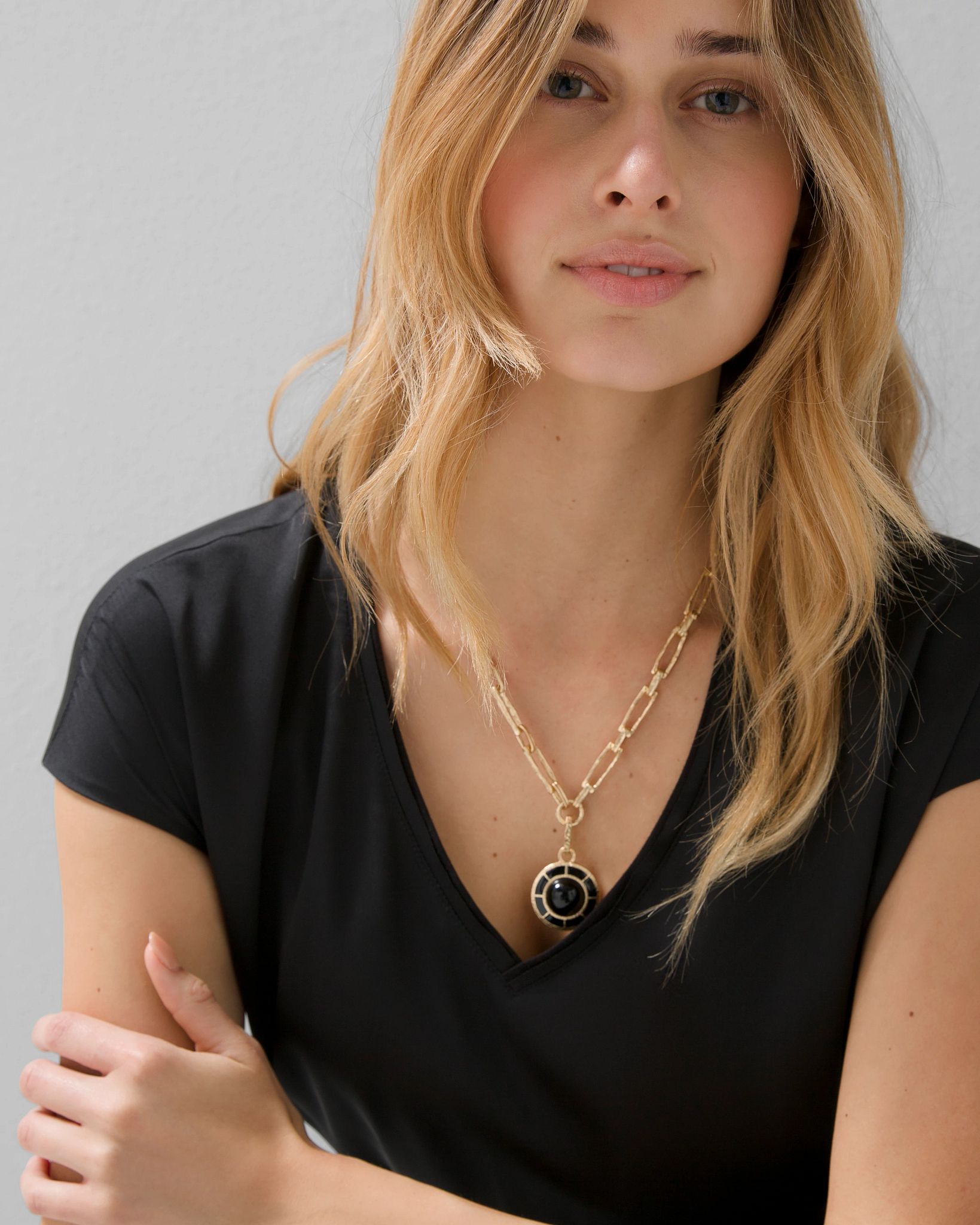Goldtone & Black Pendant Necklace