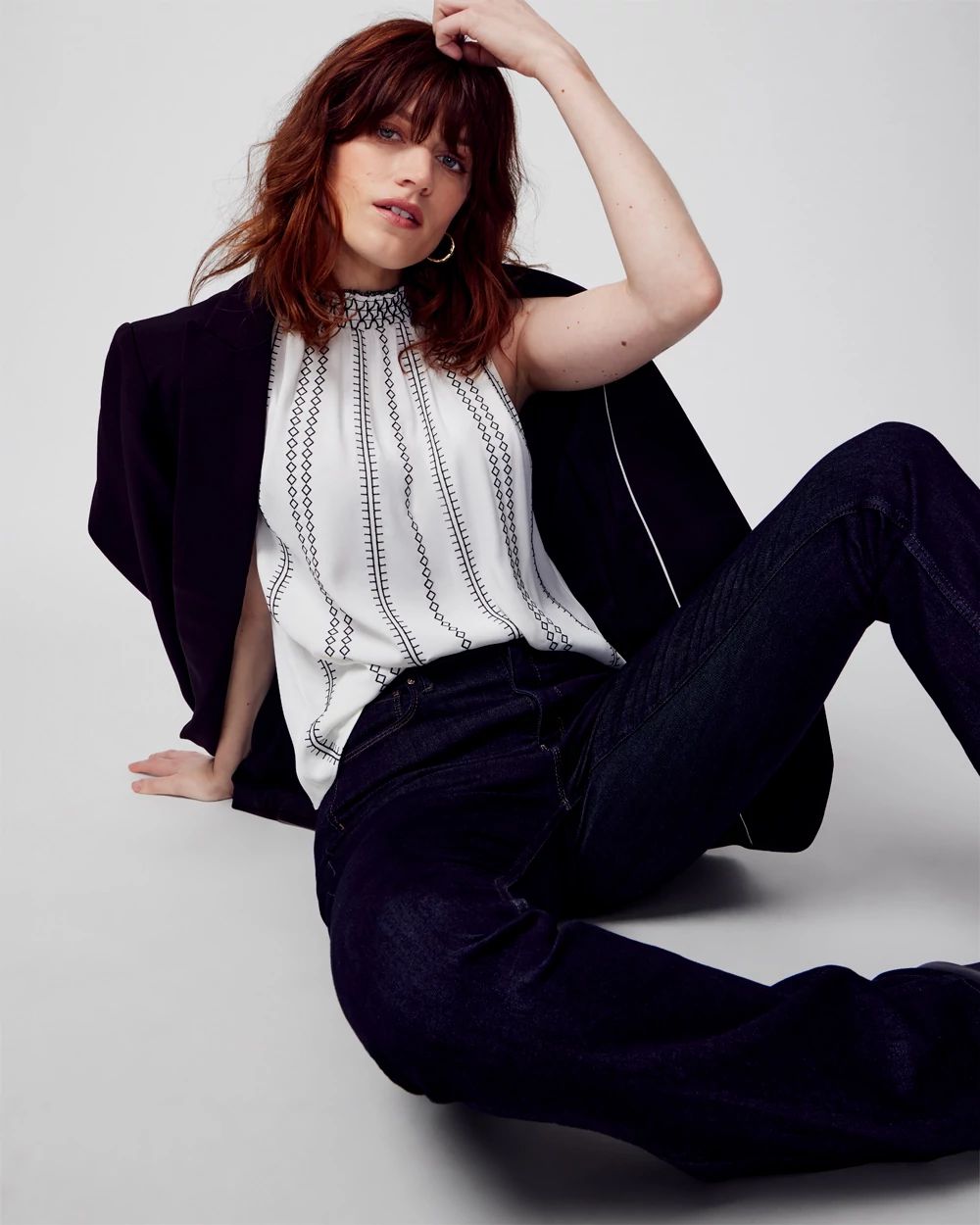 Sleeveless Contrast Stitch Top