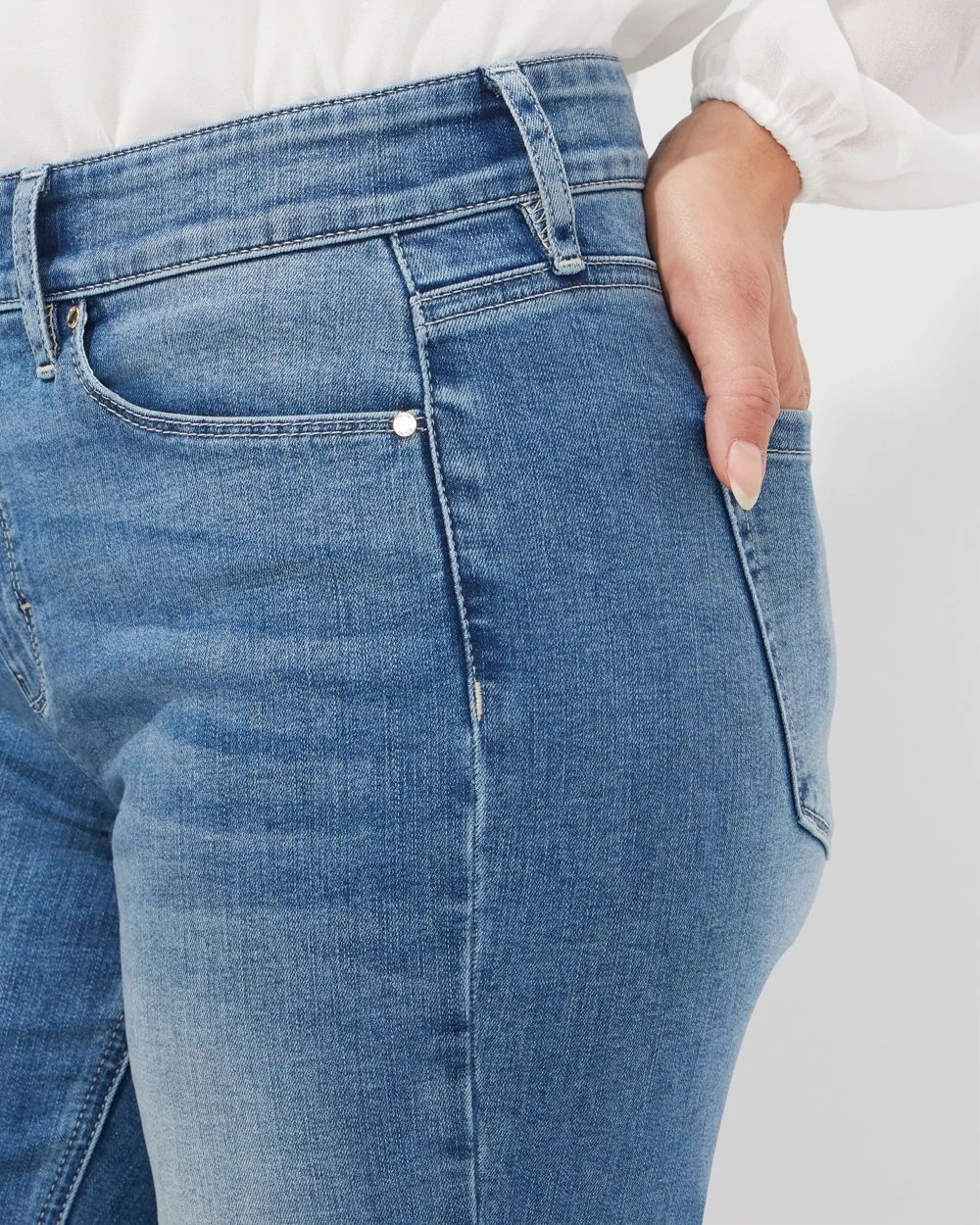 Outlet WHBM Mid Rise Girlfriend Jeans