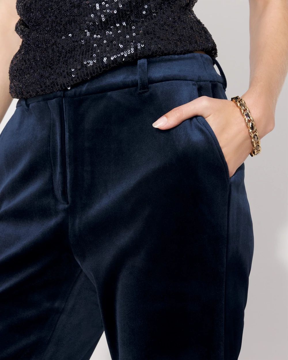 Petite Elle Velvet Slim Ankle Pant
