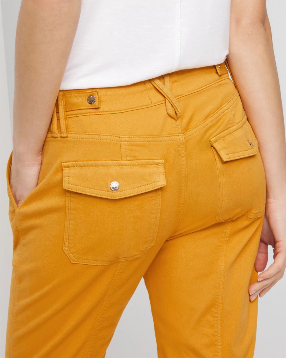 Mid-Rise Pret-A-Pedi Straight Crop Pants click to view larger image.