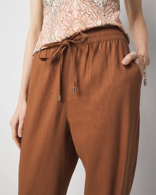 The Everyday Trouser in Linen click to view larger image.