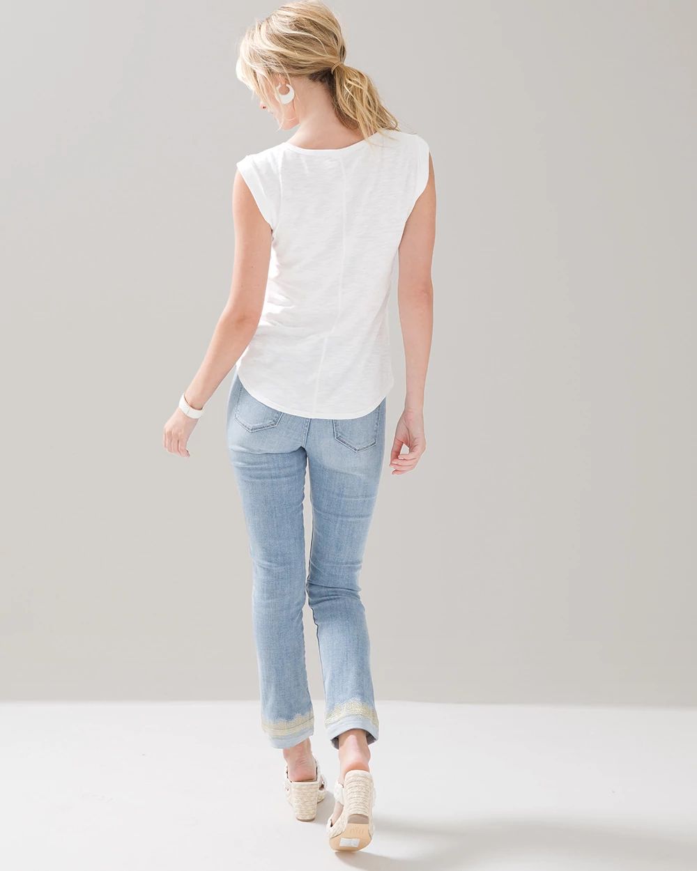 Sleeveless Scoop Tank