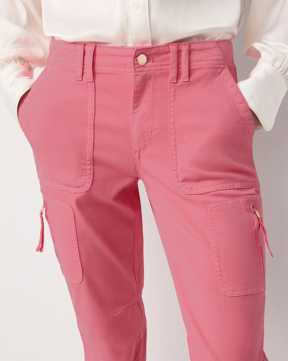 Mid-Rise Pret-A-Pedi Straight Cropped Pants