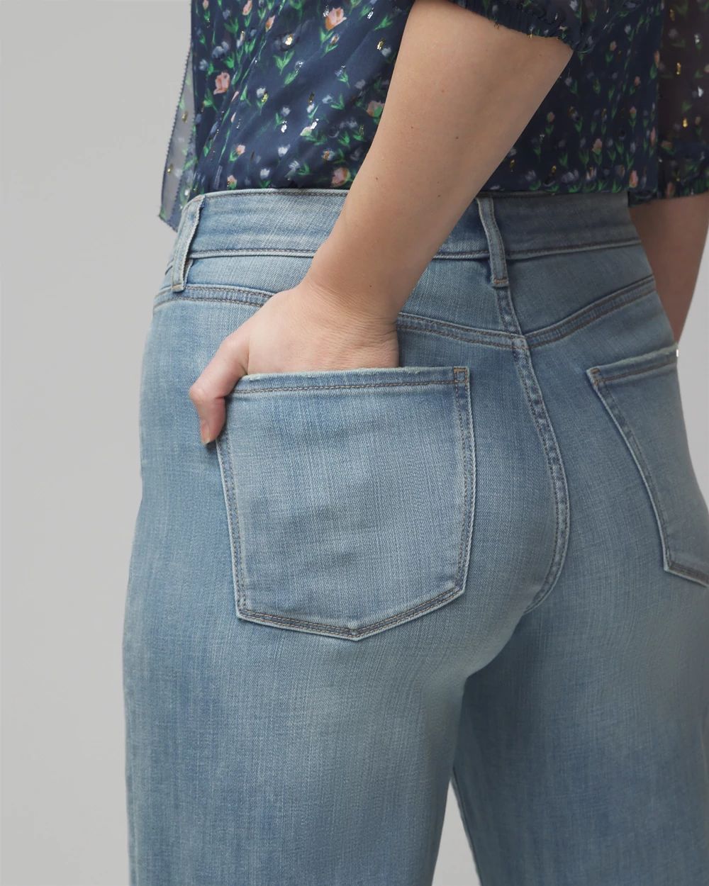 Petite High-Rise Everyday Soft Denim™ Wide-Leg Pants