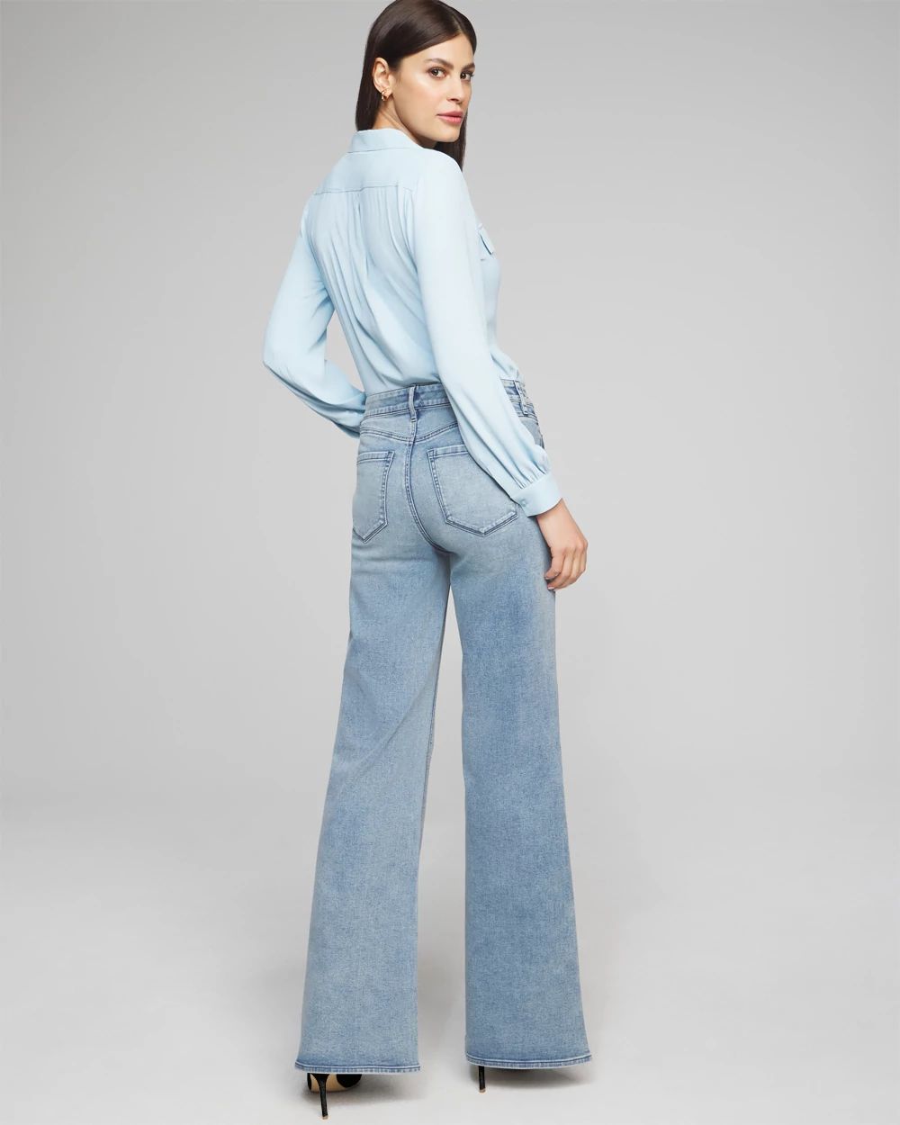 Outlet WHBM High-Rise Pocket Detail Wide Leg Jeans click to view larger image.