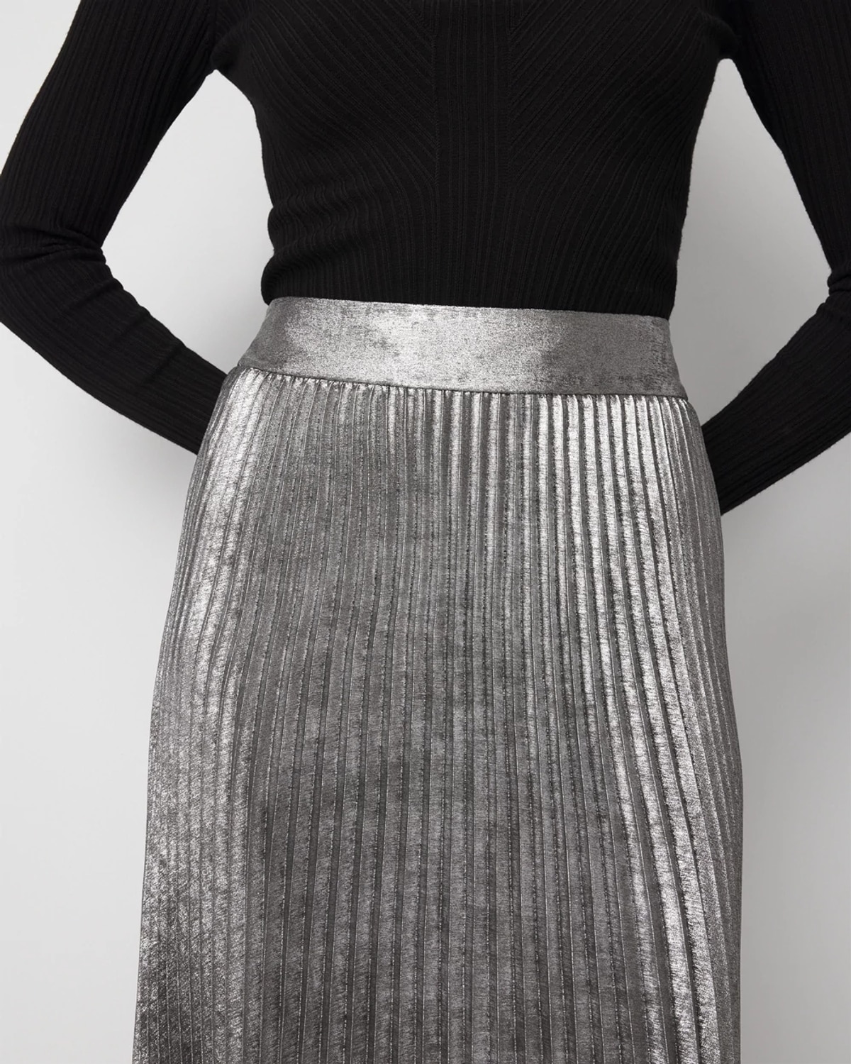 White House Black Market Petite Pleated Chiffon Metallic Midi Skirt Size Large |