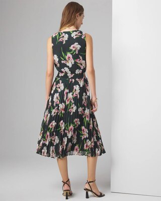 Sleeveless V-Neck Smocked Pleated Midi Dress click to view larger image.