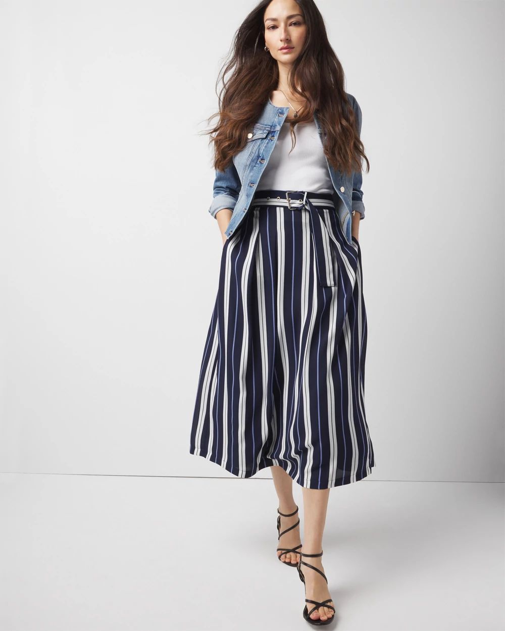 Puff Sleeve Cropped Denim Jacket click to view larger image.