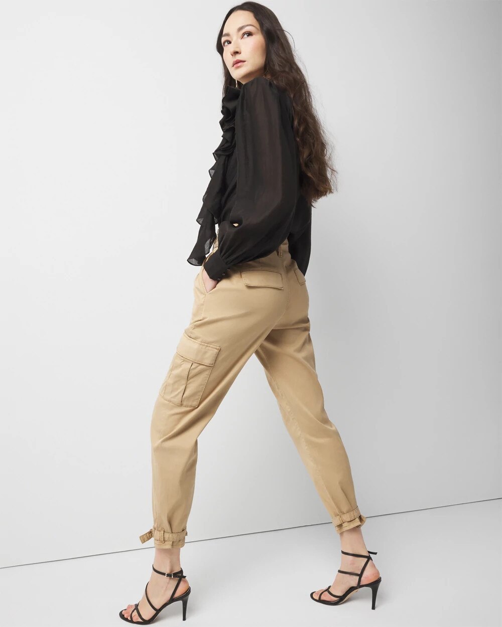 Petite Extra High-Rise Pret Cargo Tapered Ankle Pant
