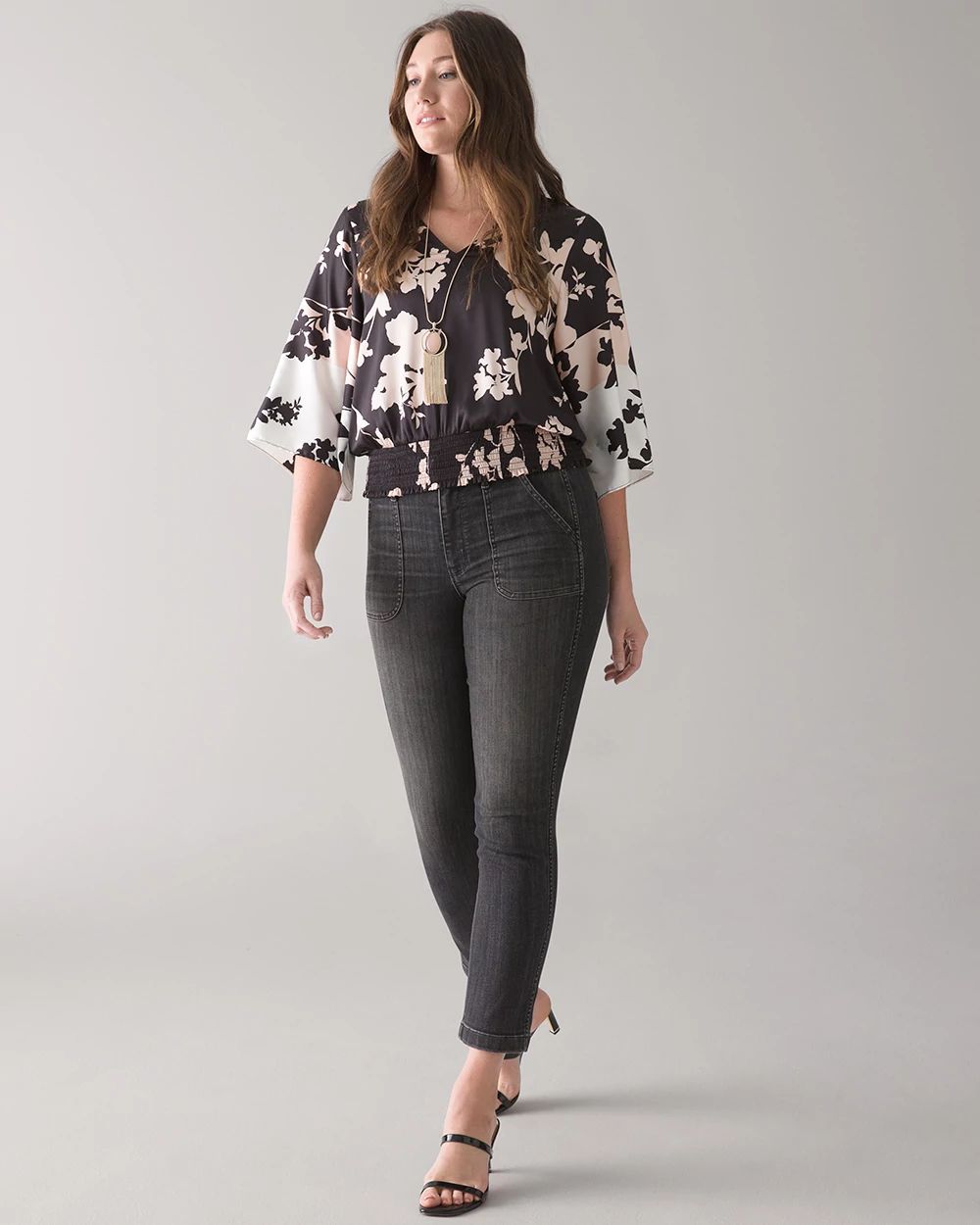 Curvy High-Rise Patch Pocket Straight Crop Jeans